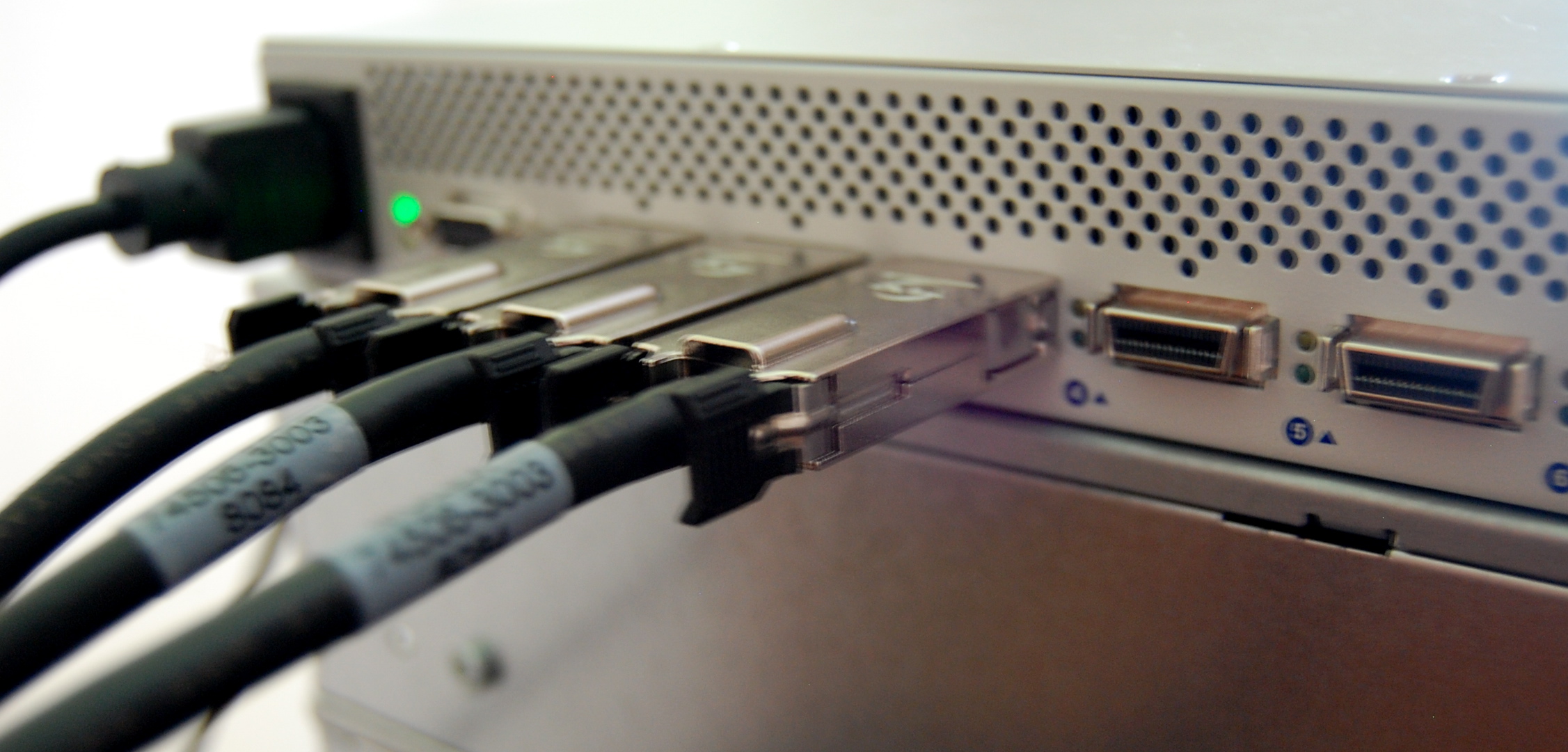معرفی تکنولوژی InfiniBand در SAN